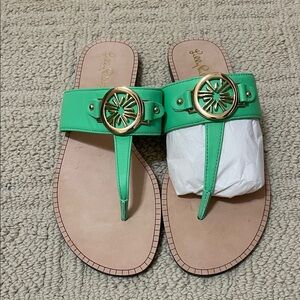 Lilly Pulitzer sandals size 8 NWOT